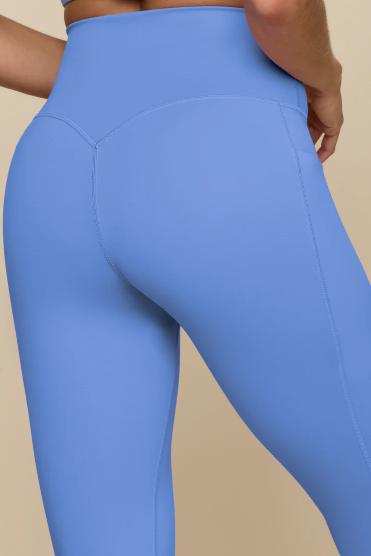 Crisscross Hourglass® Flared Legging with Pockets - Nordic Blue - Pilt 2